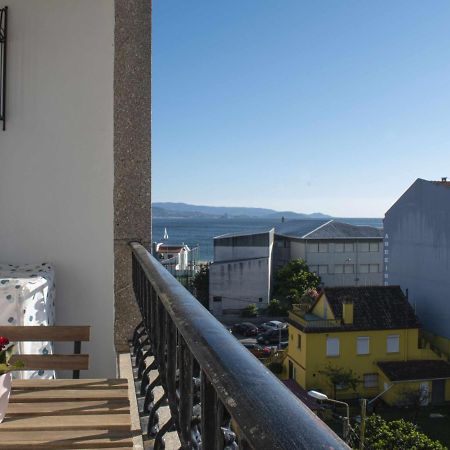 Apartamento Rodeira Vistas A La Ria Apartment Cangas do Morrazo Exterior photo